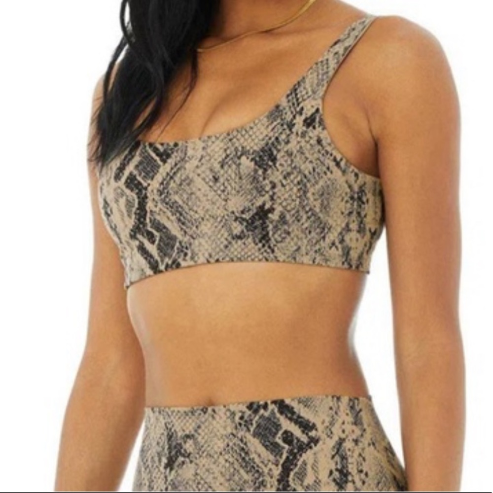 Alo Yoga Vapor Snakeskin Bra